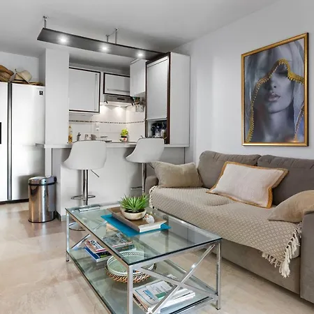 Appartement Domaine De La Corniche *